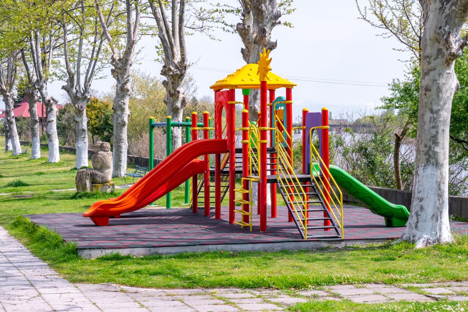 Spiel und Sicherheit im Freien: Perfekte Lösungen für Kinder