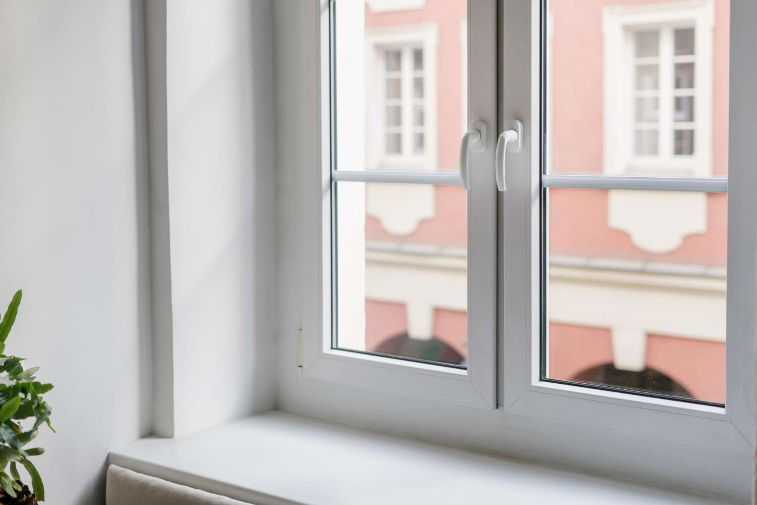 REHAU Euro Design 70
